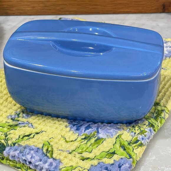 1940s Hall Refrigerator Dish in Striking Periwinkle Blue - Picture 7 of 16